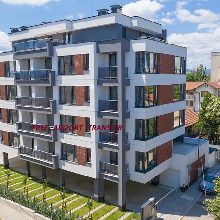 Апартамент Комфорт, Близо До Летището Sofia Exterior photo